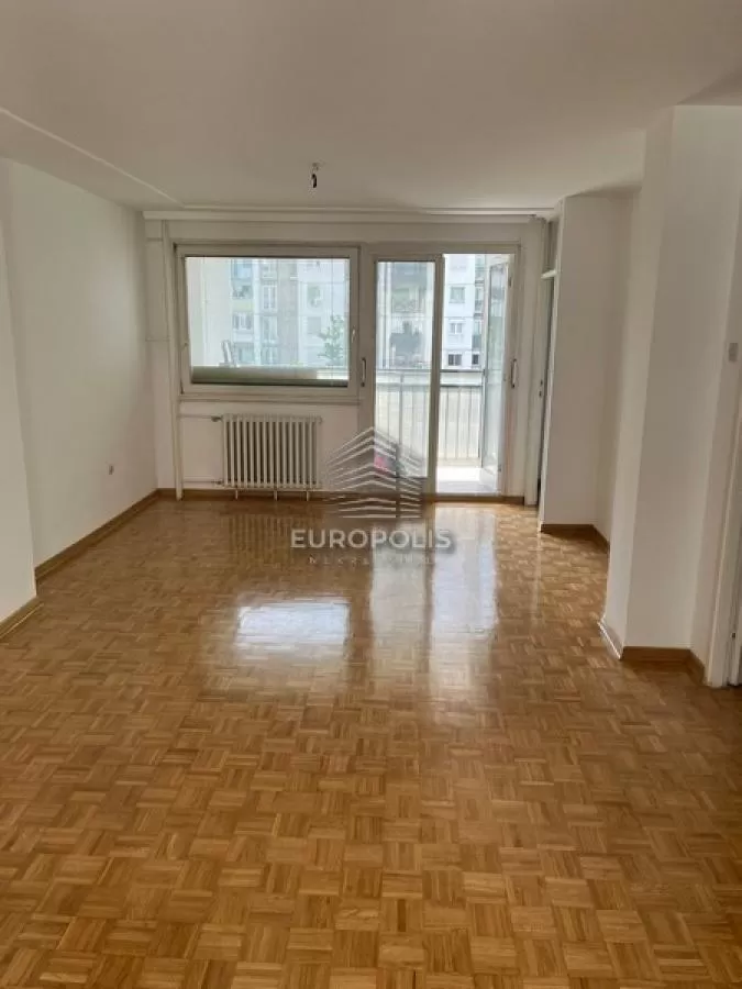 Trosoban stan, Blok 62, Novi Beograd - 77 m², prodaja (slika 1)