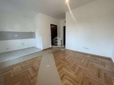 Dvosoban stan, Ledine, Surčin - 44 m², prodaja (slika 2)