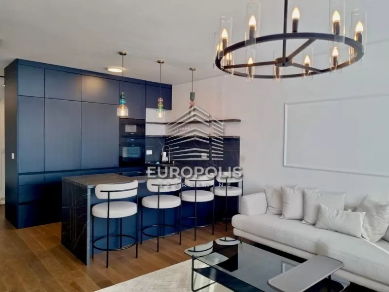 Trosoban stan, Blok 67a, Novi Beograd - 82 m², prodaja (slika 1)