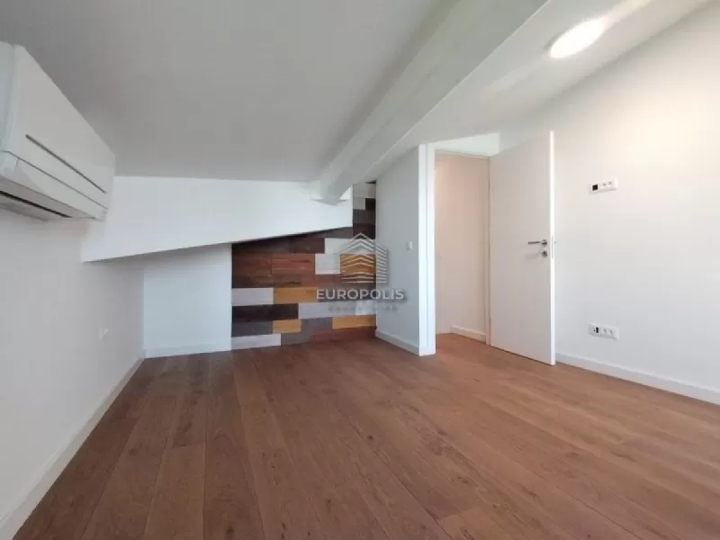 Trosoban stan, Blok 12, Novi Beograd - 90 m², prodaja (slika 1)