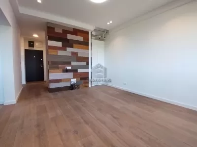 Trosoban stan, Blok 12, Novi Beograd - 90 m², prodaja (slika 2)